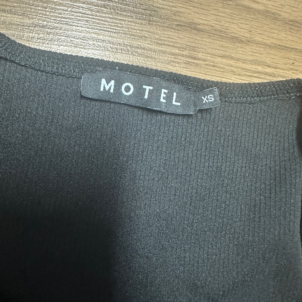 Motel Rocks Top - Picture 2 of 3